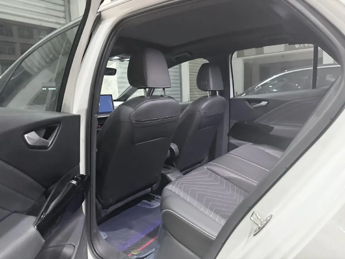 2025 Volkswagen ID.3 BEV 52.8KWH,autocango,china used car exporter,china ev exporter,chinese used car exporter,chinese used ev exporter