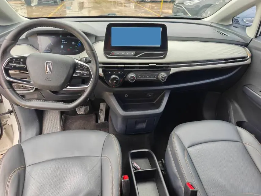 2022 JMC YuHu 7 2.0T 141HP L4 8AT,autocango,china used car exporter,china ev exporter,chinese used car exporter,chinese used ev exporter