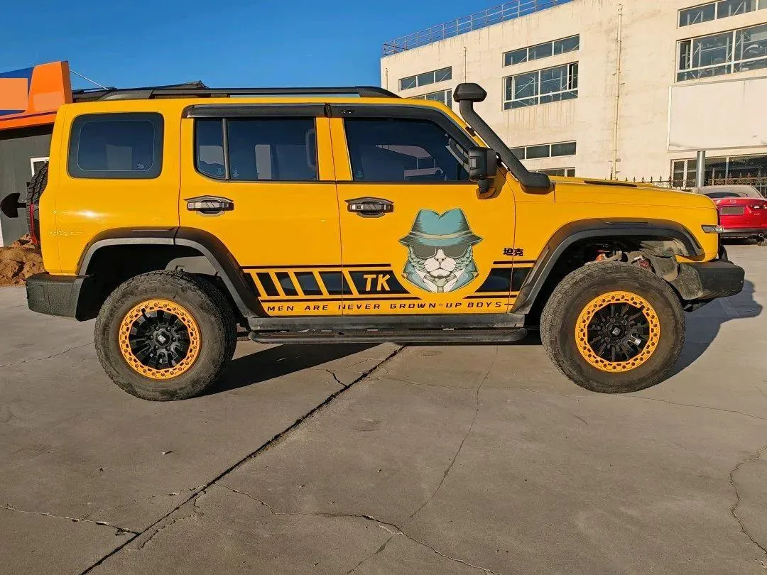 2022 Tank 300 2.0T 227HP L4 8AT,autocango,china used car exporter,china ev exporter,chinese used car exporter,chinese used ev exporter