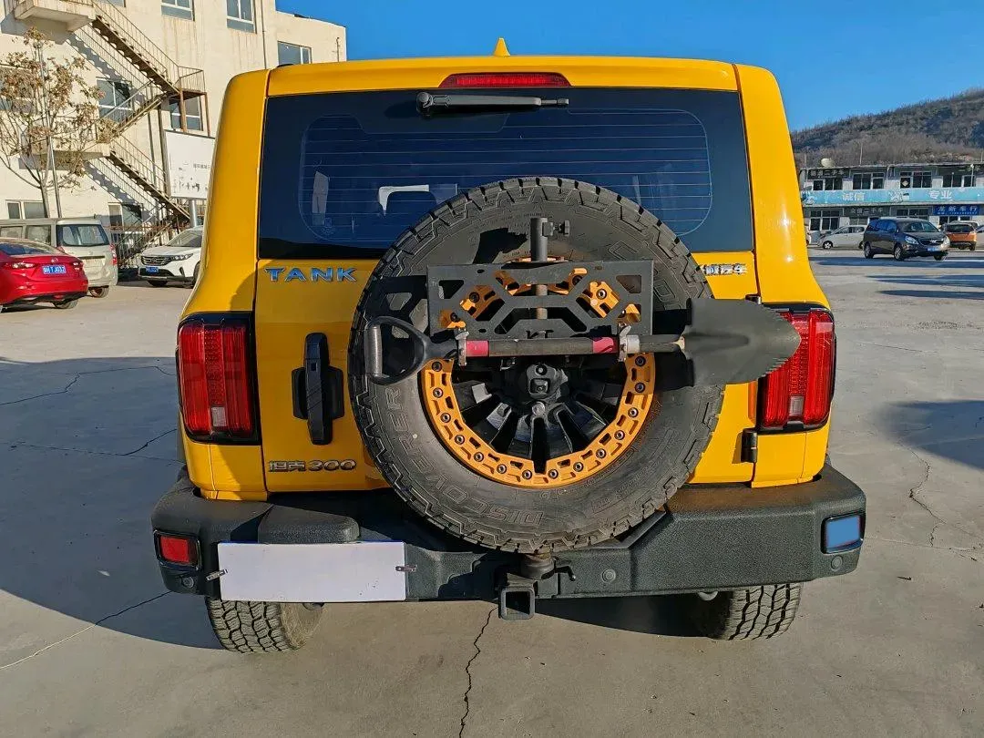 2022 Tank 300 2.0T 227HP L4 8AT,autocango,china used car exporter,china ev exporter,chinese used car exporter,chinese used ev exporter