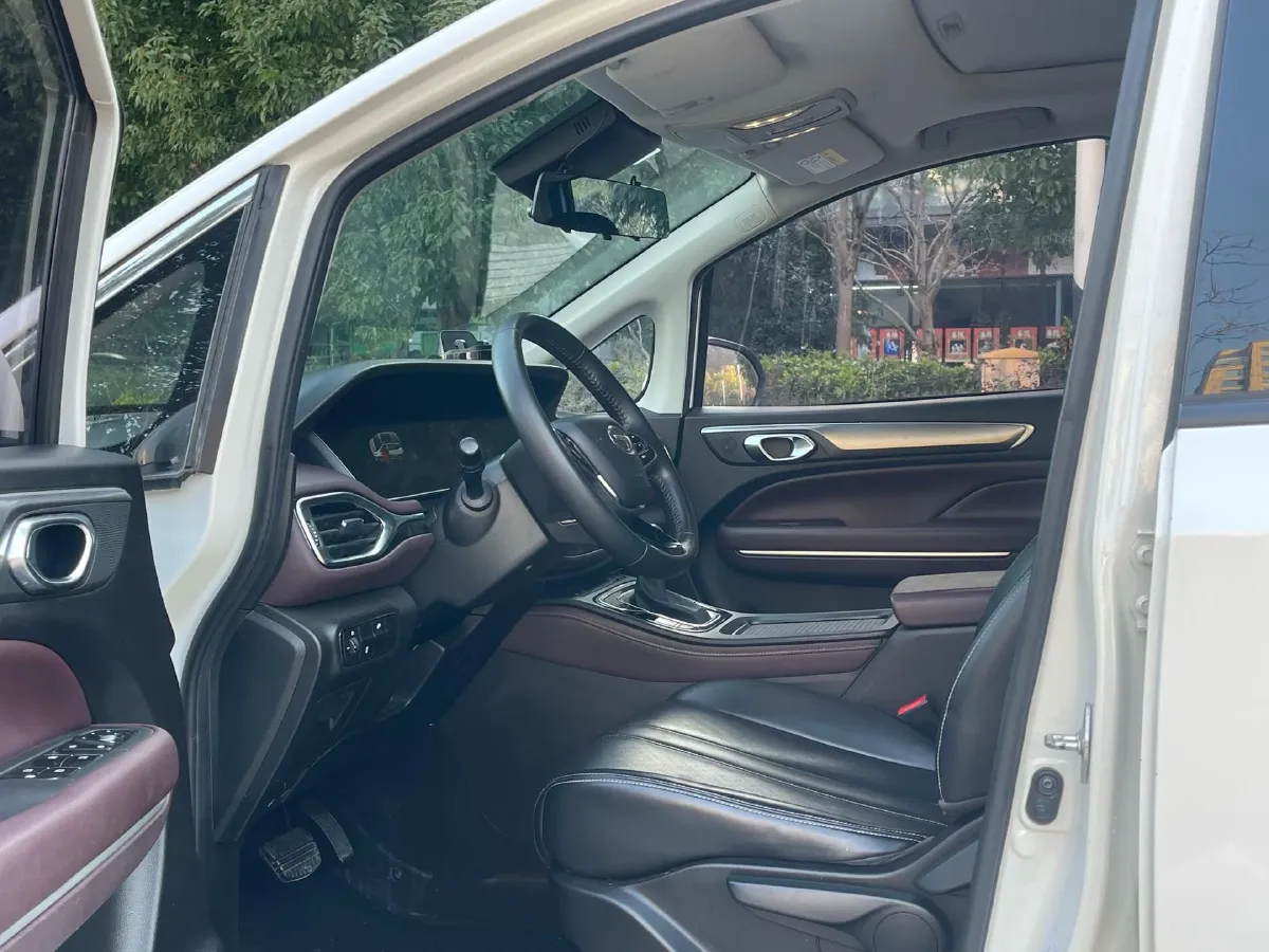 2021 GAC Trumpchi M6 1.5T 169HP L4 7DCT,autocango,china used car exporter,china ev exporter,chinese used car exporter,chinese used ev exporter