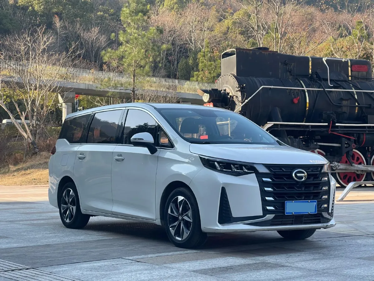 2021 GAC Trumpchi M6 1.5T 169HP L4 7DCT,autocango,china used car exporter,china ev exporter,chinese used car exporter,chinese used ev exporter