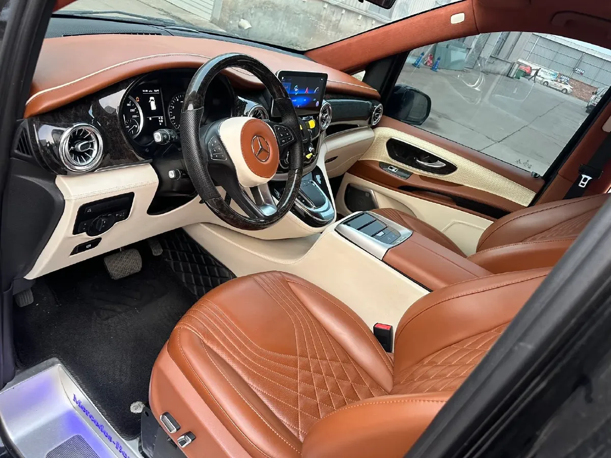 2021 Mercedes-Benz Vito 2.0T 211HP L4 9AT,autocango,china used car exporter,china ev exporter,chinese used car exporter,chinese used ev exporter