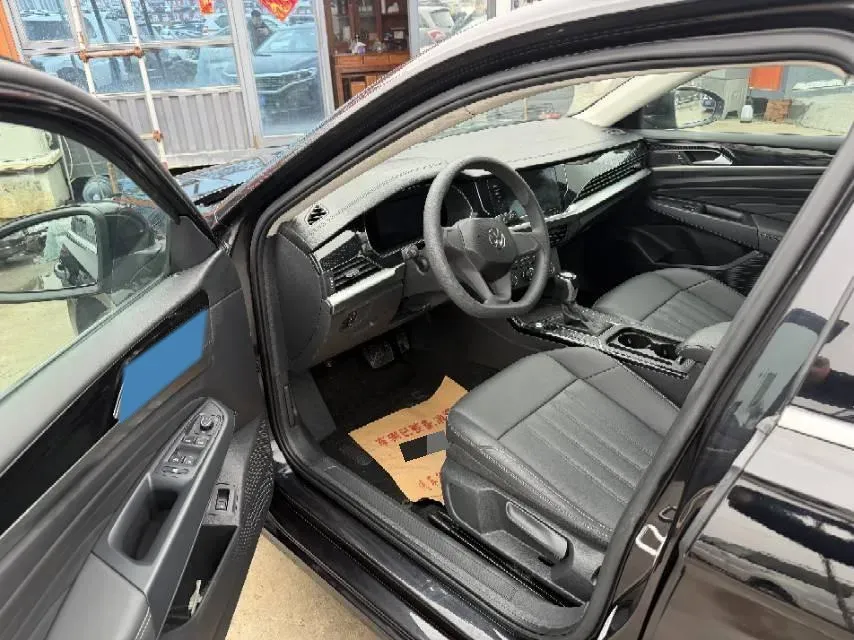 2022 Volkswagen Passat 1.4T 150HP L4 7DCT,autocango,china used car exporter,china ev exporter,chinese used car exporter,chinese used ev exporter