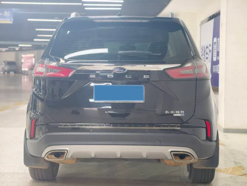 2021 Ford Edge 2.0T 245HP L4 8AT,autocango,china used car exporter,china ev exporter,chinese used car exporter,chinese used ev exporter