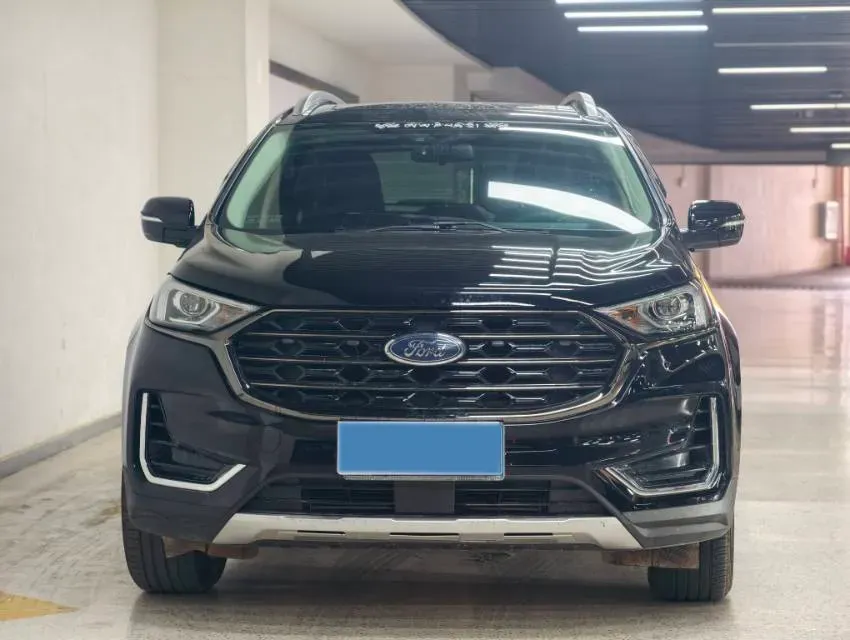 2021 Ford Edge 2.0T 245HP L4 8AT,autocango,china used car exporter,china ev exporter,chinese used car exporter,chinese used ev exporter