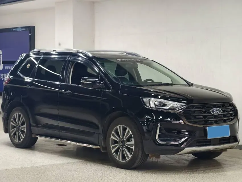 2021 Ford Edge 2.0T 245HP L4 8AT,autocango,china used car exporter,china ev exporter,chinese used car exporter,chinese used ev exporter