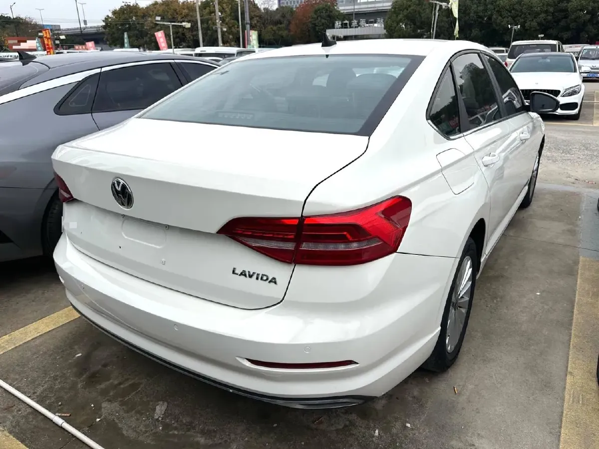 2019 Volkswagen Lavida 1.5L 113HP L4 6AT,autocango,china used car exporter,china ev exporter,chinese used car exporter,chinese used ev exporter