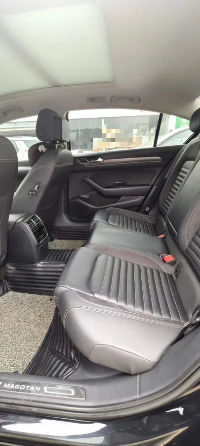 2020 Volkswagen Magotan 2.0T 186HP L4 7DCT,autocango,china used car exporter,china ev exporter,chinese used car exporter,chinese used ev exporter
