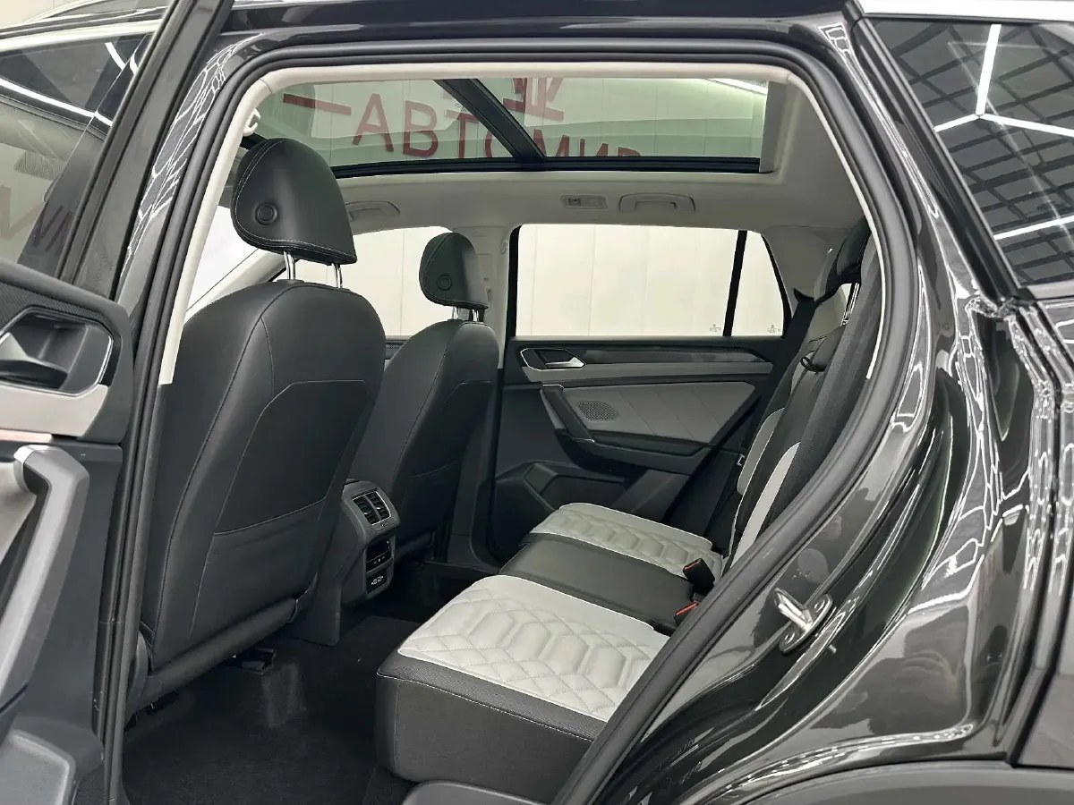 2023 Volkswagen Tayron 1.4T 150HP L4 7DCT,autocango,china used car exporter,china ev exporter,chinese used car exporter,chinese used ev exporter