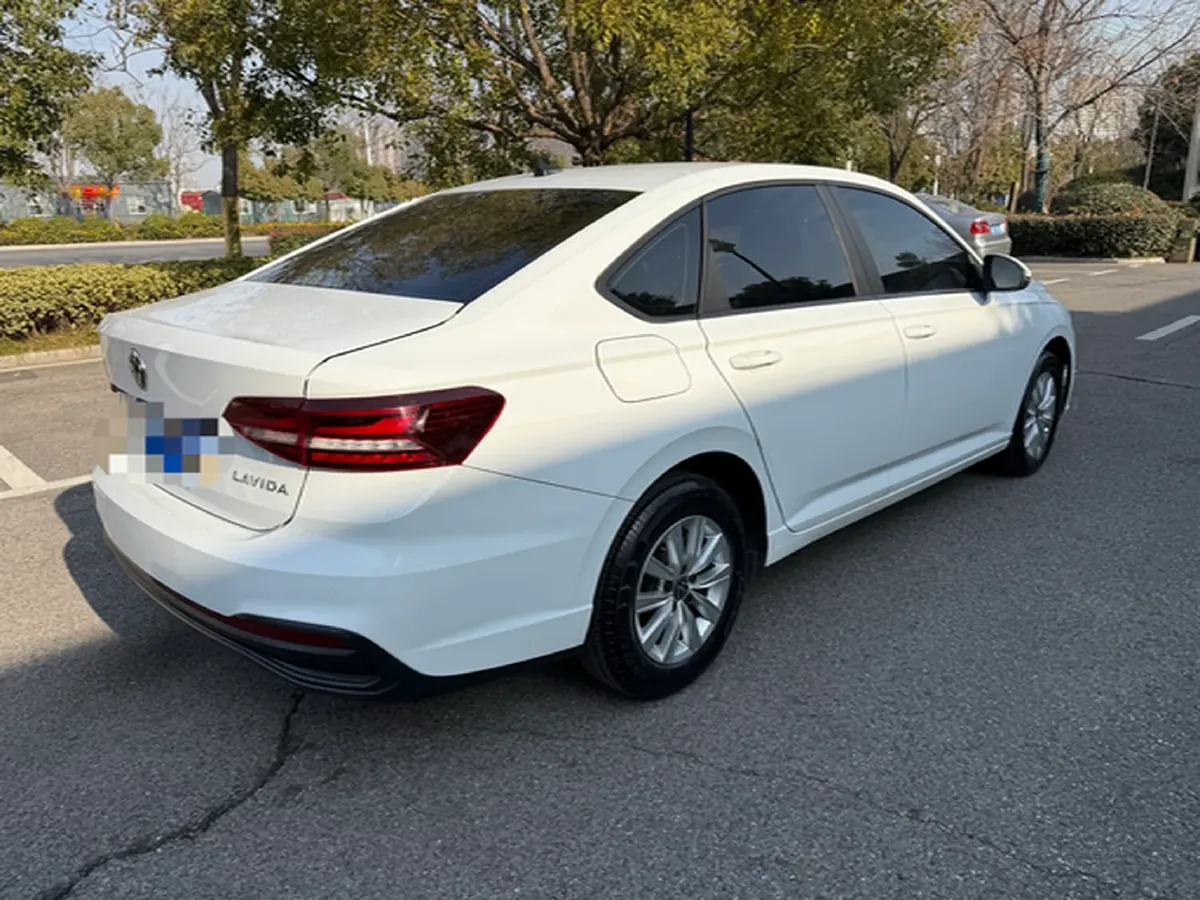 2023 Volkswagen Lavida 1.5L 110HP L4 6AT,autocango,china used car exporter,china ev exporter,chinese used car exporter,chinese used ev exporter
