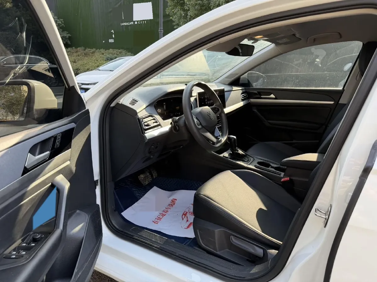 2023 Volkswagen Lavida 1.5L 110HP L4 6AT,autocango,china used car exporter,china ev exporter,chinese used car exporter,chinese used ev exporter