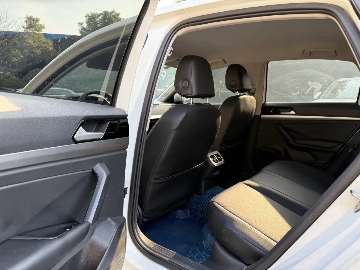 2023 Volkswagen Lavida 1.5L 110HP L4 6AT,autocango,china used car exporter,china ev exporter,chinese used car exporter,chinese used ev exporter