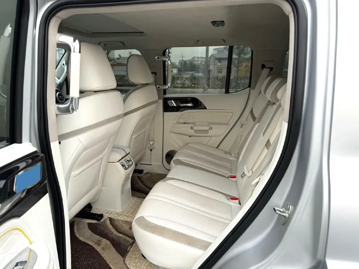 2021 Infiniti Q50L 2.0T 211HP L4 7AT,autocango,china used car exporter,china ev exporter,chinese used car exporter,chinese used ev exporter