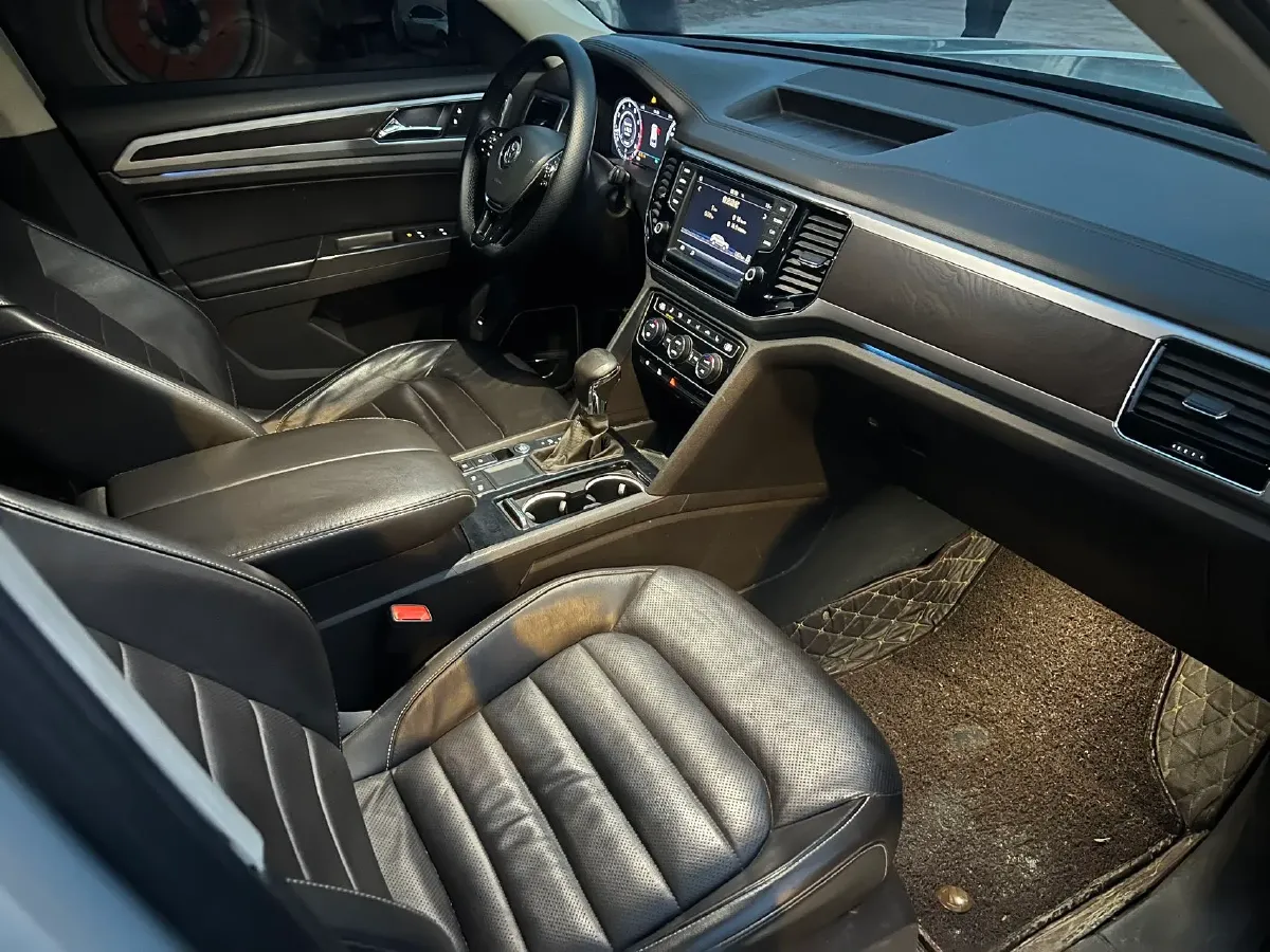 2017 Volkswagen Teramont 2.0T 186HP L4 7DCT,autocango,china used car exporter,china ev exporter,chinese used car exporter,chinese used ev exporter