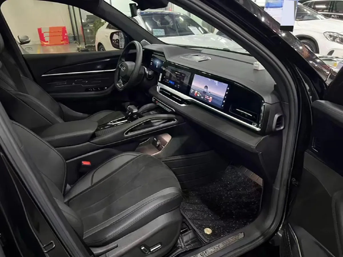 2024 Geely Monjaro 2.0T 238HP L4 8AT,autocango,china used car exporter,china ev exporter,chinese used car exporter,chinese used ev exporter