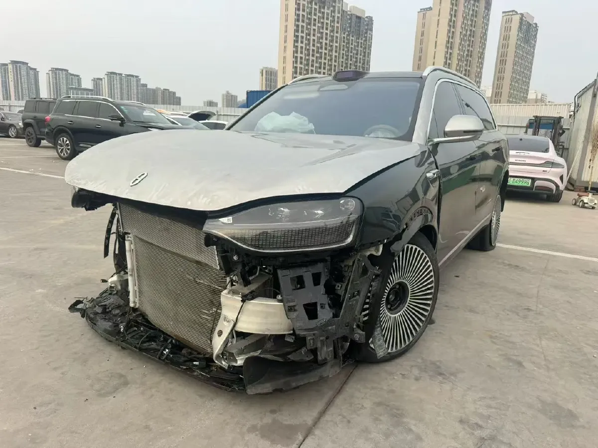 2024 AITO AITO M9 1.5T 152HP L4 REEV 42KWH,autocango,china used car exporter,china ev exporter,chinese used car exporter,chinese used ev exporter