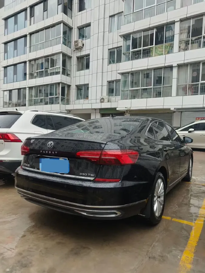 2021 Volkswagen Passat 2.0T 186HP L4 7DCT,autocango,china used car exporter,china ev exporter,chinese used car exporter,chinese used ev exporter
