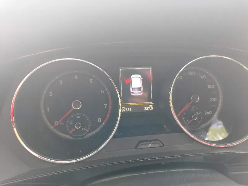 2019 HongQi HS5 2.0T 224HP L4 6AT,autocango,china used car exporter,china ev exporter,chinese used car exporter,chinese used ev exporter