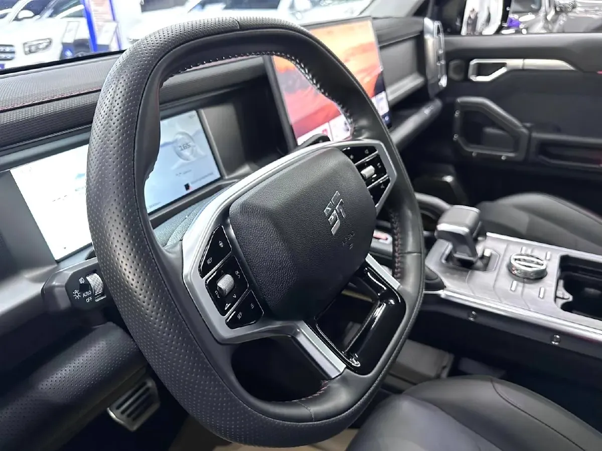 2023 Jetour Traveller 2.0T 254HP L4 7DCT,autocango,china used car exporter,china ev exporter,chinese used car exporter,chinese used ev exporter