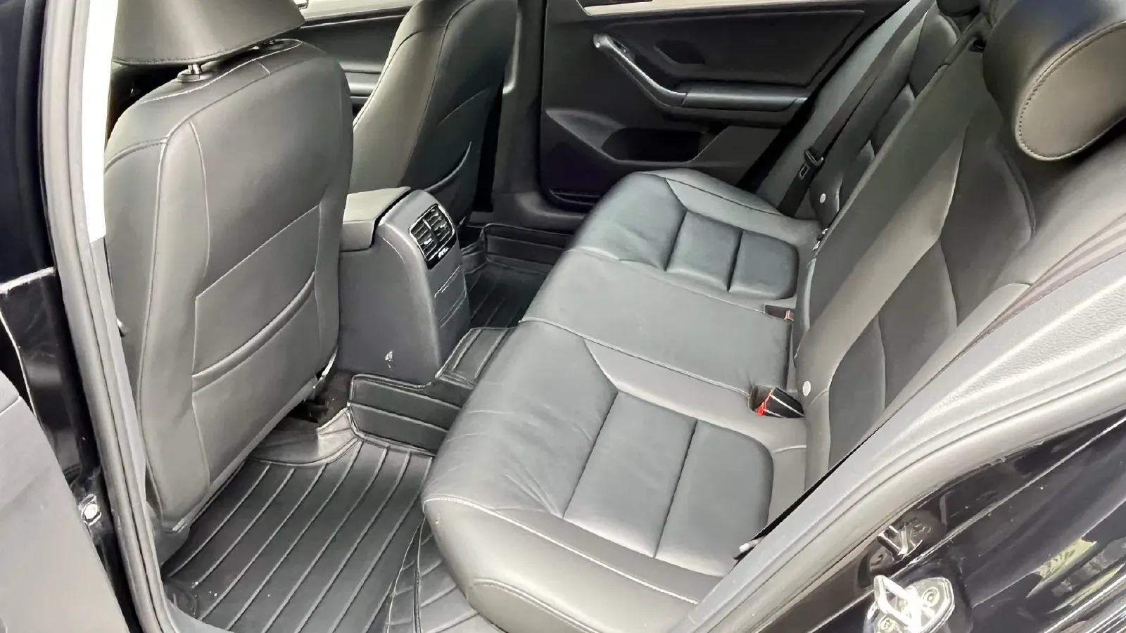 2018 JMC YuSheng S350 2.0T 141HP L4 6AT,autocango,china used car exporter,china ev exporter,chinese used car exporter,chinese used ev exporter