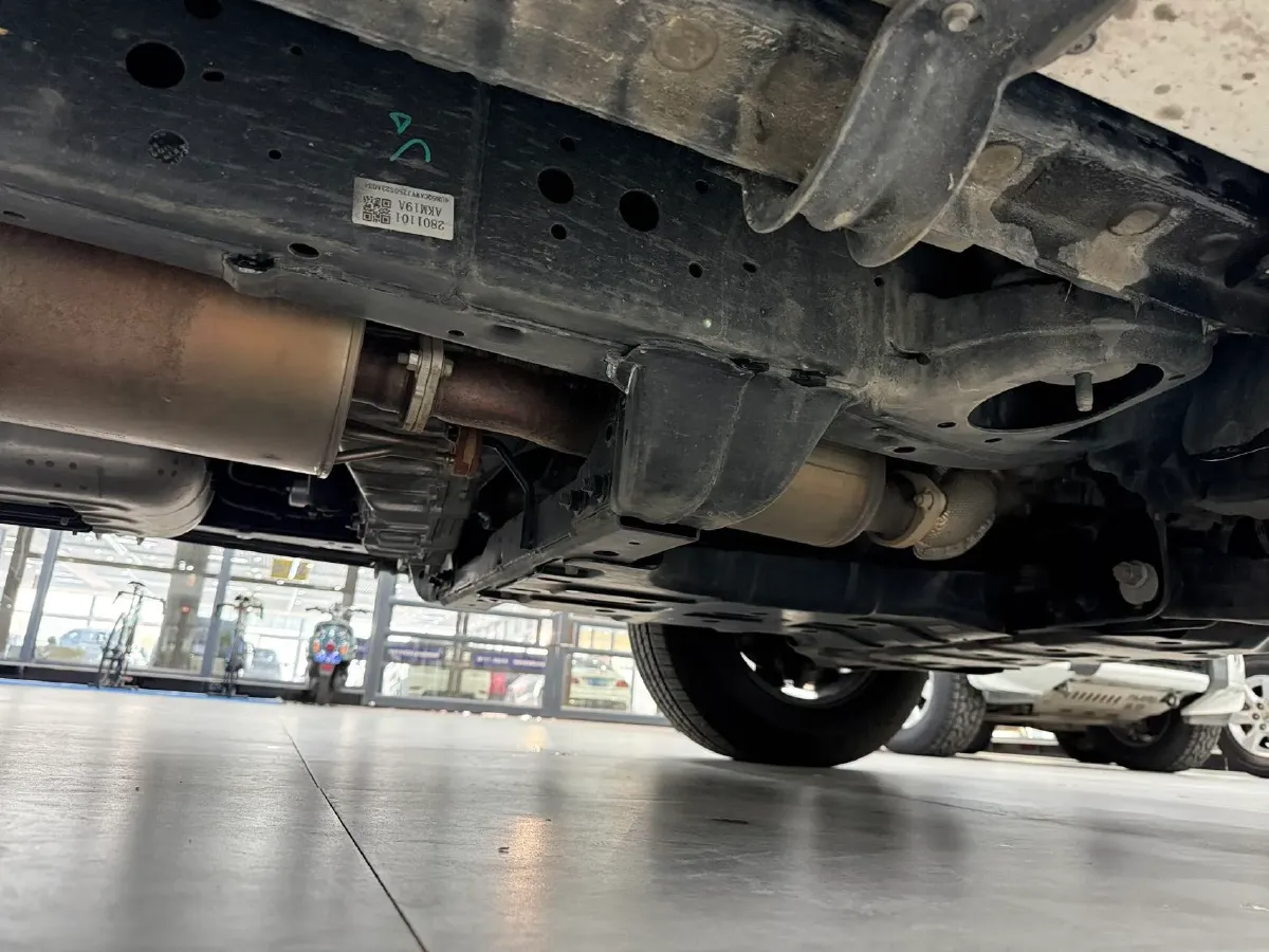 2025 Tank 300 2.0T 227HP L4 9AT,autocango,china used car exporter,china ev exporter,chinese used car exporter,chinese used ev exporter