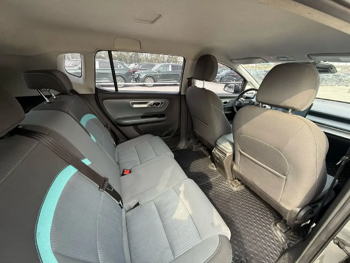 2024 Leapmotor C11 1.5L 95HP L4 REEV 43.74KWH,autocango,china used car exporter,china ev exporter,chinese used car exporter,chinese used ev exporter