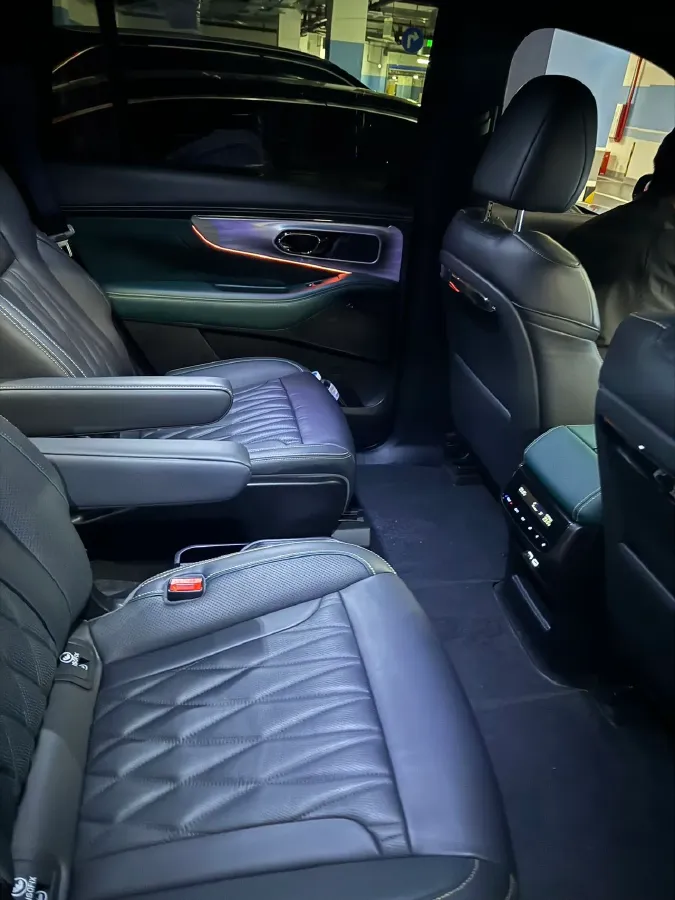 2022 GAC Trumpchi GS8 2.0T 190HP L4 E-CVT Hybrid,autocango,china used car exporter,china ev exporter,chinese used car exporter,chinese used ev exporter