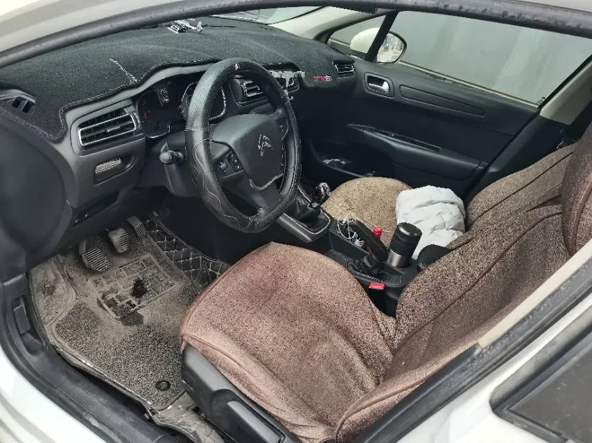 2018 Citroen C4 C-Quatre 1.6L 117HP L4 5MT,autocango,china used car exporter,china ev exporter,chinese used car exporter,chinese used ev exporter