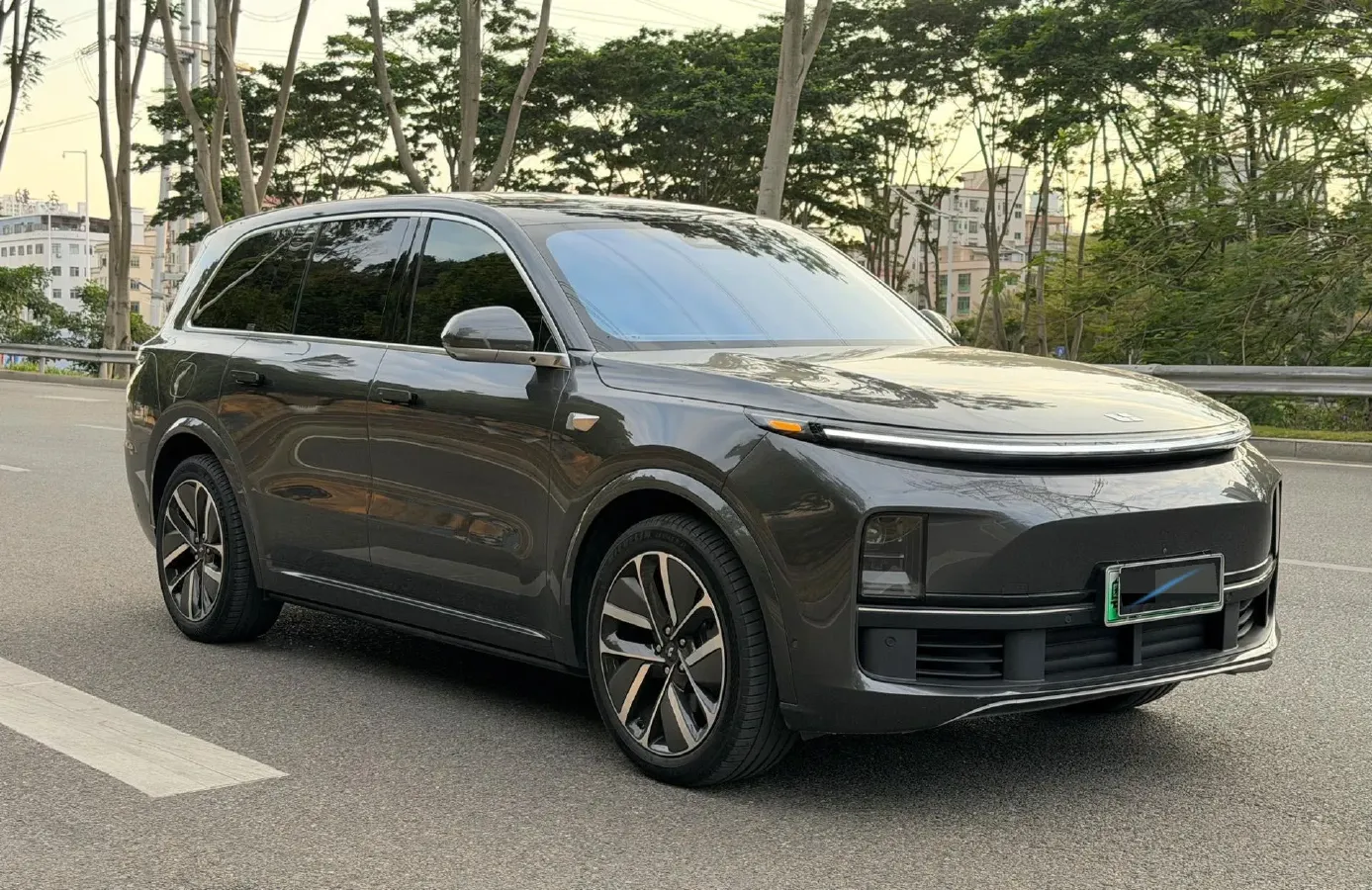 2023 Li L9 Range Extended 154HP REEV 42.6KWH,autocango,china used car exporter,china ev exporter,chinese used car exporter,chinese used ev exporter