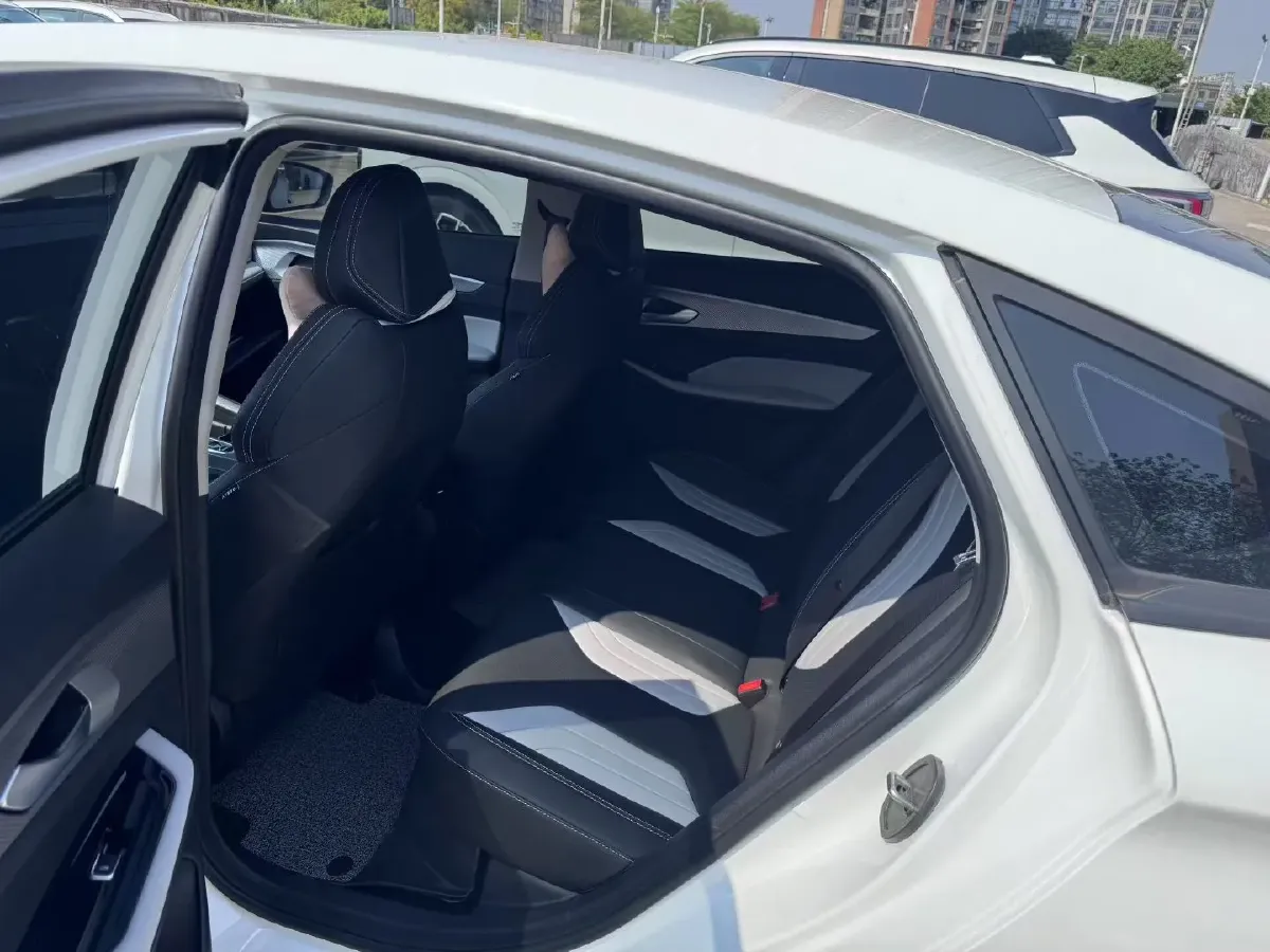 2024 Geely Binray 1.5T 181HP L4 7DCT,autocango,china used car exporter,china ev exporter,chinese used car exporter,chinese used ev exporter