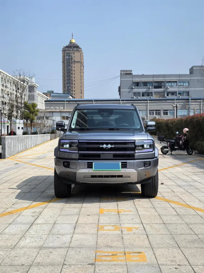 2025 FangChengBao Bao 5 1.5T 194HP L4 E-CVT PHEV 31.8KWH,autocango,china used car exporter,china ev exporter,chinese used car exporter,chinese used ev exporter