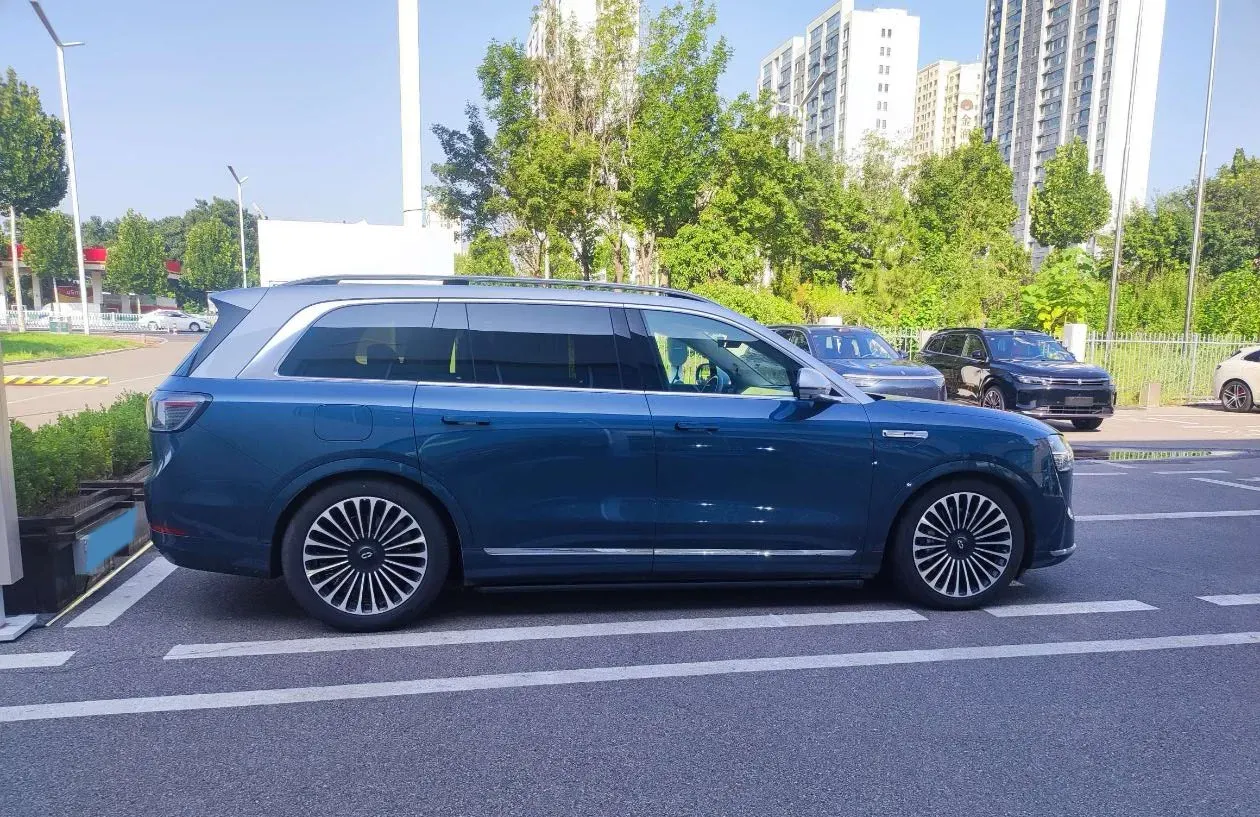 2024 AITO AITO M9 1.5T 152HP L4 REEV 42KWH,autocango,china used car exporter,china ev exporter,chinese used car exporter,chinese used ev exporter