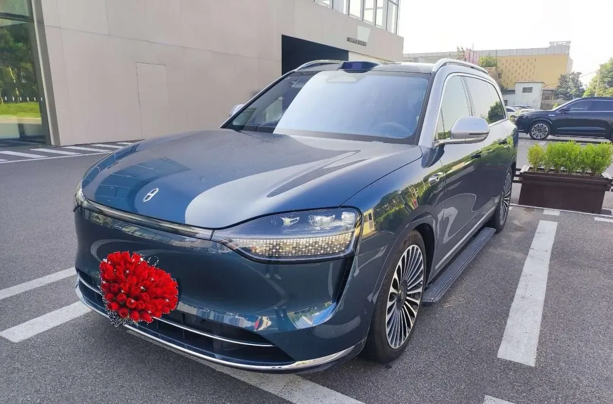 2024 AITO AITO M9 1.5T 152HP L4 REEV 42KWH,autocango,china used car exporter,china ev exporter,chinese used car exporter,chinese used ev exporter