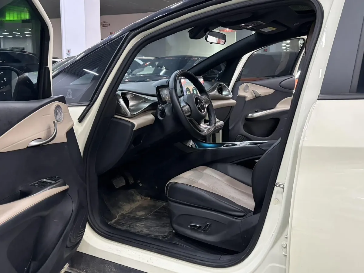 2023 BYD Dolphin BEV 44.928KWH,autocango,china used car exporter,china ev exporter,chinese used car exporter,chinese used ev exporter