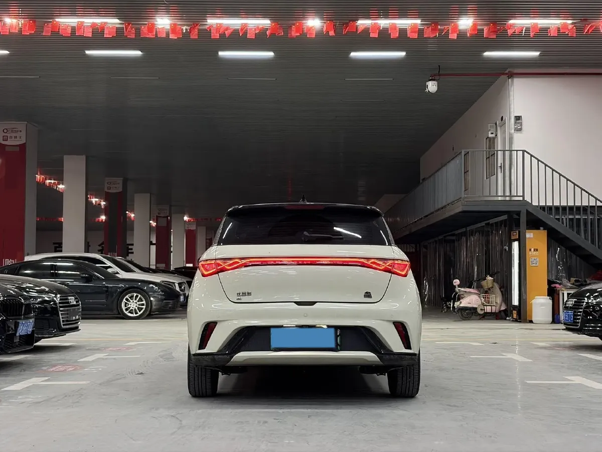 2023 BYD Dolphin BEV 44.928KWH,autocango,china used car exporter,china ev exporter,chinese used car exporter,chinese used ev exporter