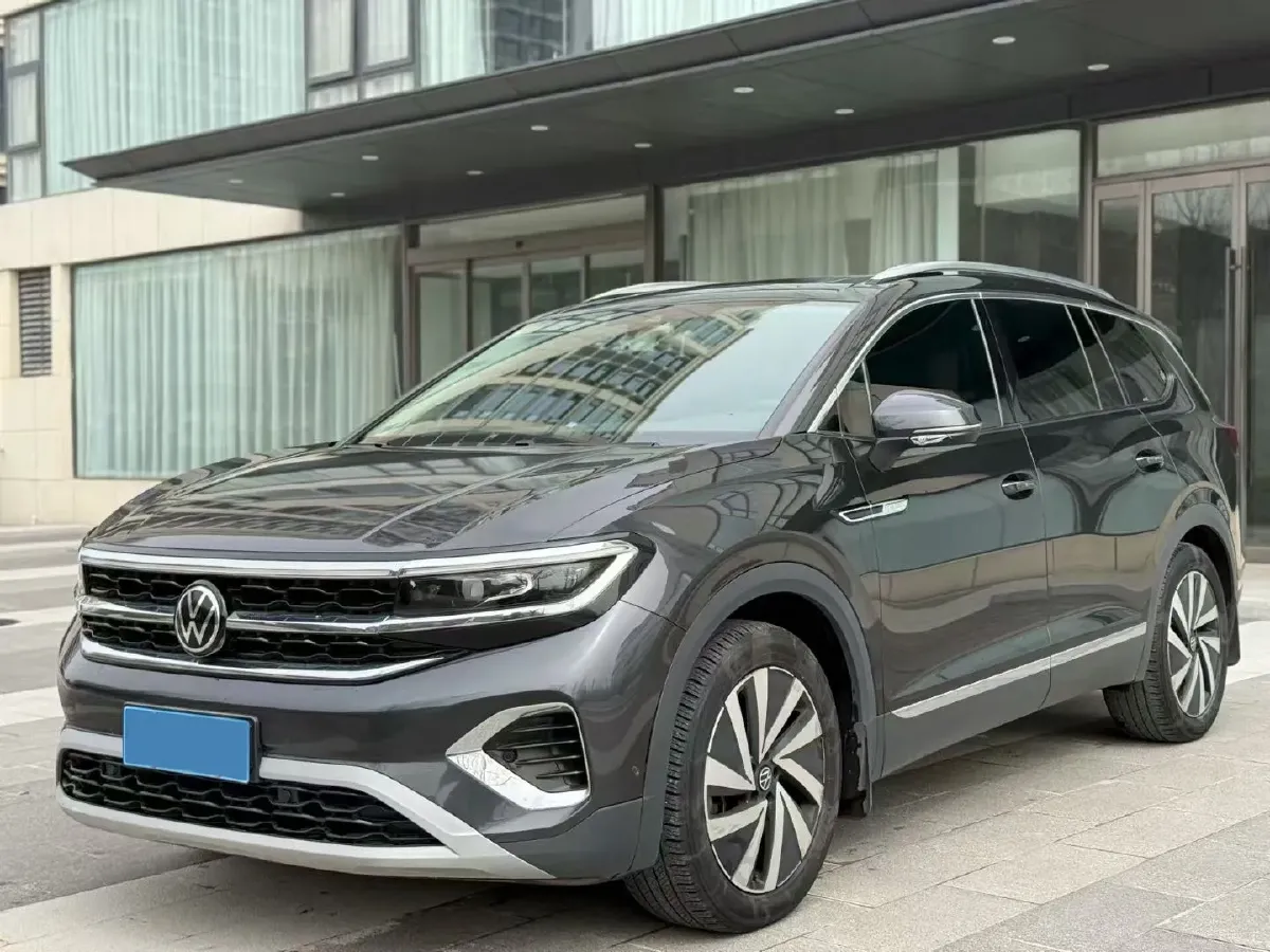 2021 Volkswagen Talagon 2.0T 220HP L4 7DCT,autocango,china used car exporter,china ev exporter,chinese used car exporter,chinese used ev exporter