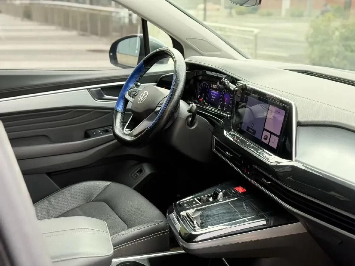 2021 Volkswagen Talagon 2.0T 220HP L4 7DCT,autocango,china used car exporter,china ev exporter,chinese used car exporter,chinese used ev exporter