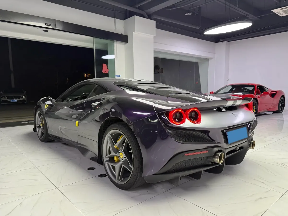 2019 Aston Martin DB11 5.2T 639HP V12 8AT,autocango,china used car exporter,china ev exporter,chinese used car exporter,chinese used ev exporter