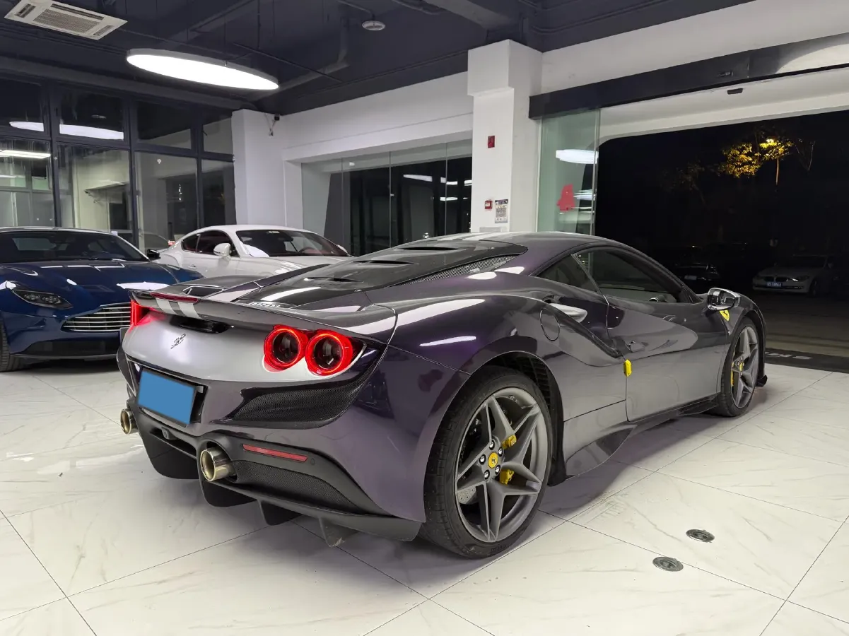 2019 Aston Martin DB11 5.2T 639HP V12 8AT,autocango,china used car exporter,china ev exporter,chinese used car exporter,chinese used ev exporter