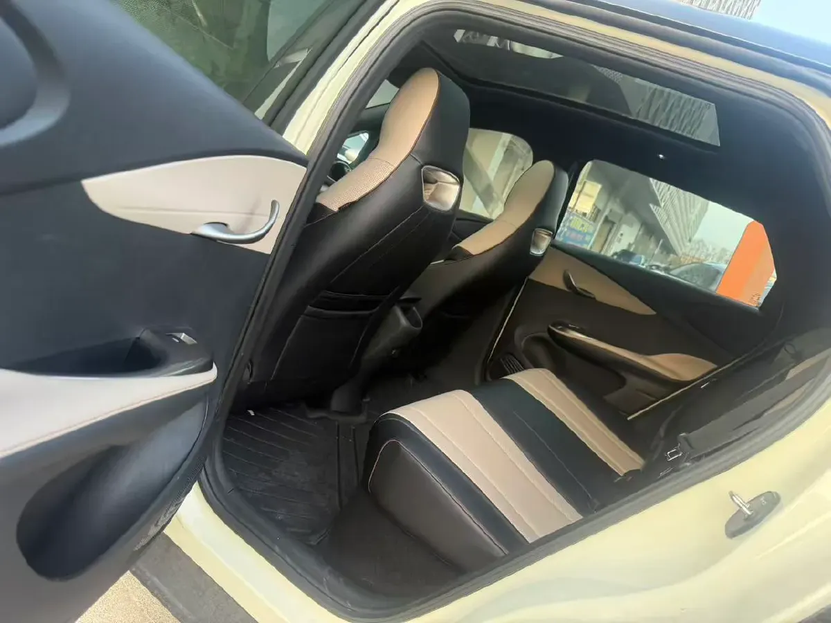 2023 BYD Dolphin BEV 44.928KWH,autocango,china used car exporter,china ev exporter,chinese used car exporter,chinese used ev exporter