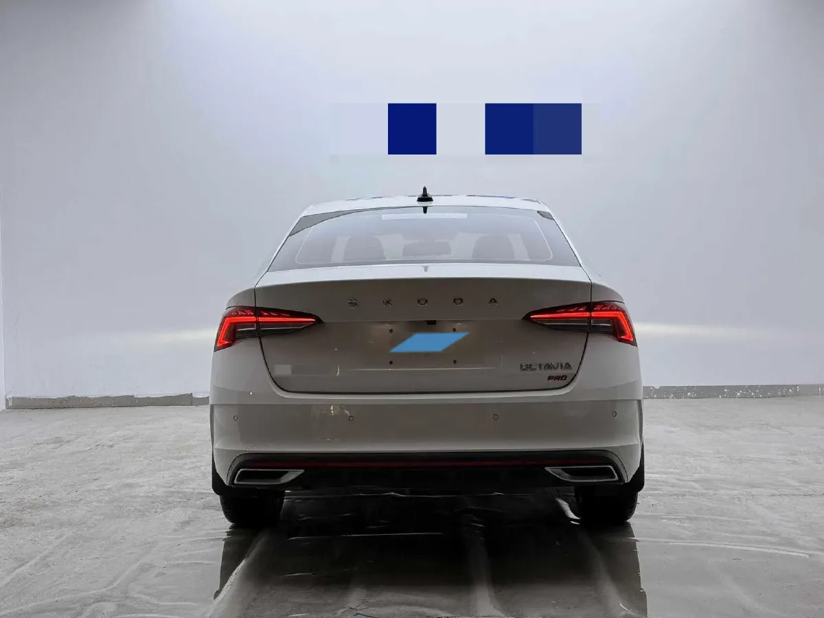 2021 Skoda Octavia 1.4T 150HP L4 7DCT,autocango,china used car exporter,china ev exporter,chinese used car exporter,chinese used ev exporter