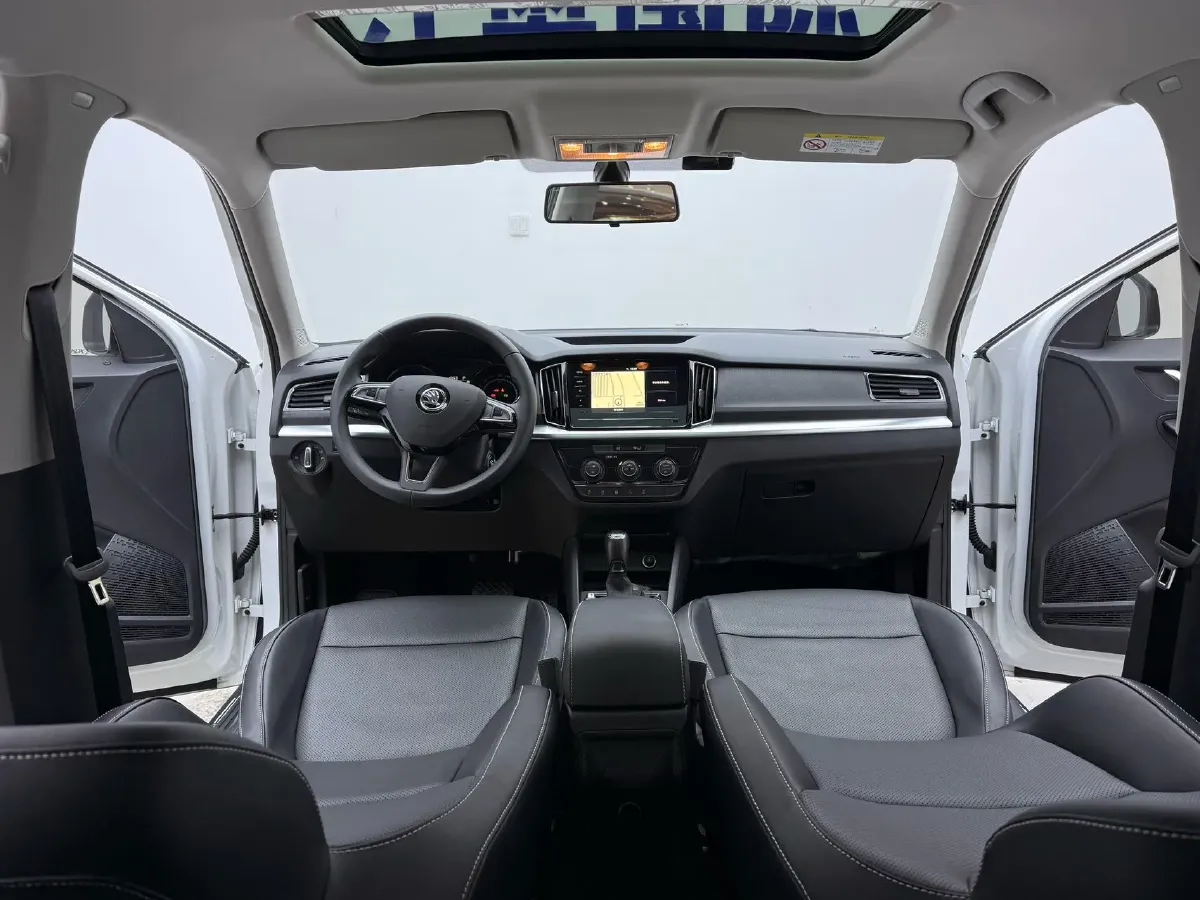 2021 Skoda Kamiq 1.5L 112HP L4 6AT,autocango,china used car exporter,china ev exporter,chinese used car exporter,chinese used ev exporter