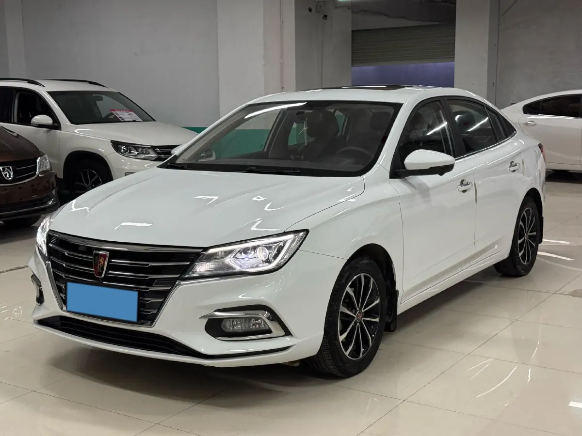 2020 Roewe i5 1.5L 120HP L4 CVT,autocango,china used car exporter,china ev exporter,chinese used car exporter,chinese used ev exporter