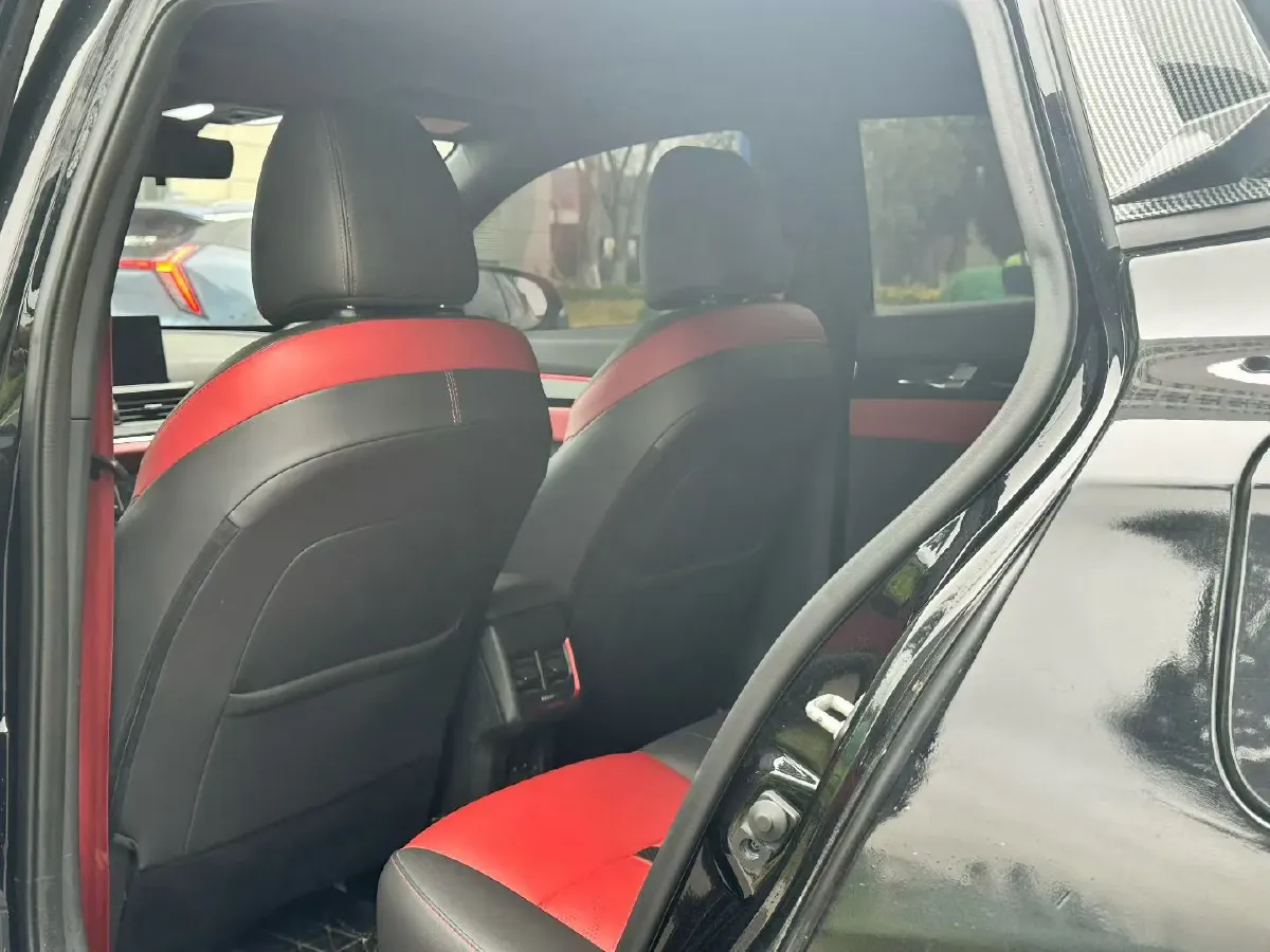 2021 DongFeng Aeolus YiXuan 1.5T 150HP L4 6DCT,autocango,china used car exporter,china ev exporter,chinese used car exporter,chinese used ev exporter