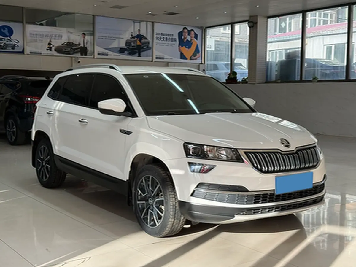 2021 Skoda Karoq 1.4T 150HP L4 7DCT,autocango,china used car exporter,china ev exporter,chinese used car exporter,chinese used ev exporter