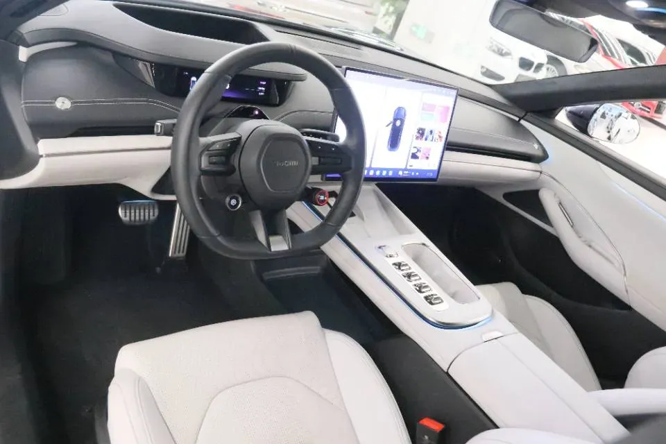 2024 MI SU7 BEV 101KWH,autocango,china used car exporter,china ev exporter,chinese used car exporter,chinese used ev exporter