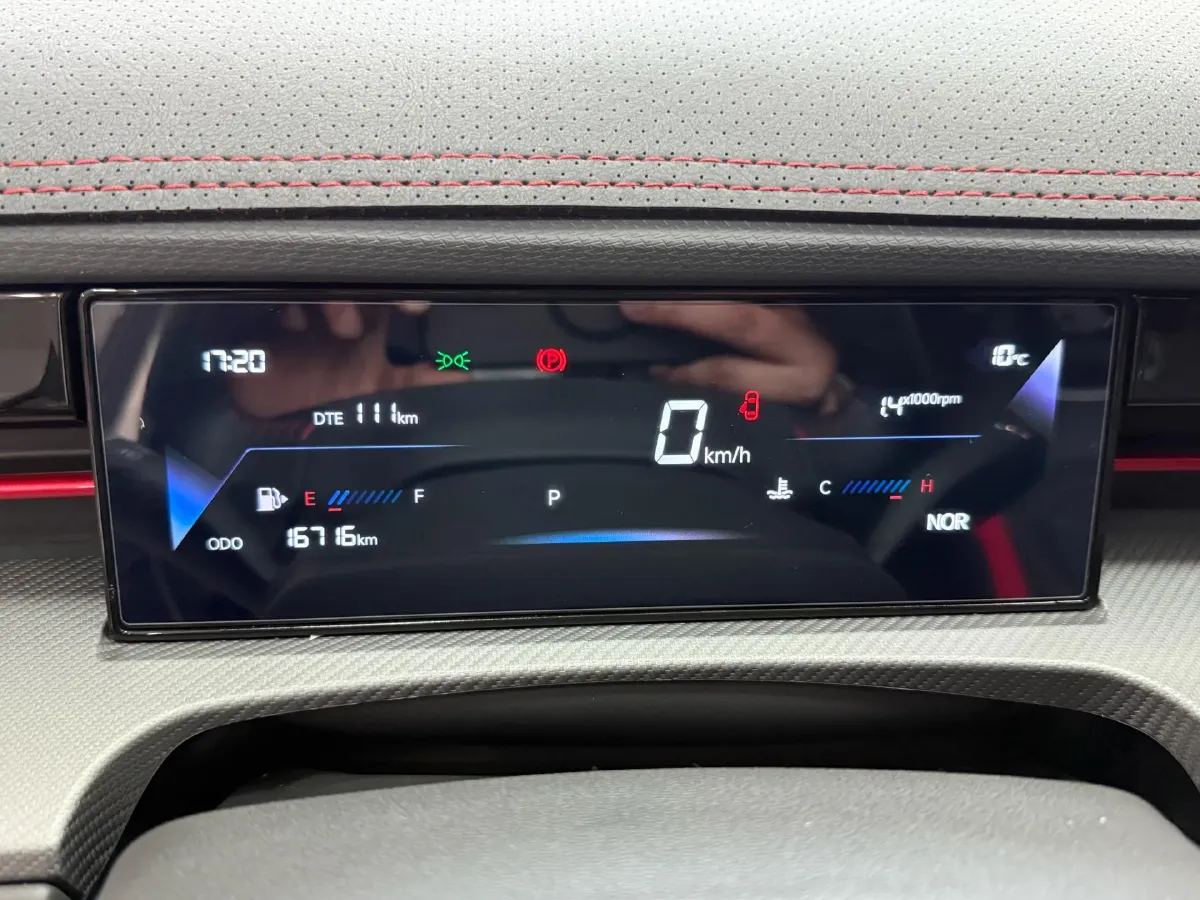 2024 Jetour DASHING 1.6T 197HP L4 7DCT,autocango,china used car exporter,china ev exporter,chinese used car exporter,chinese used ev exporter