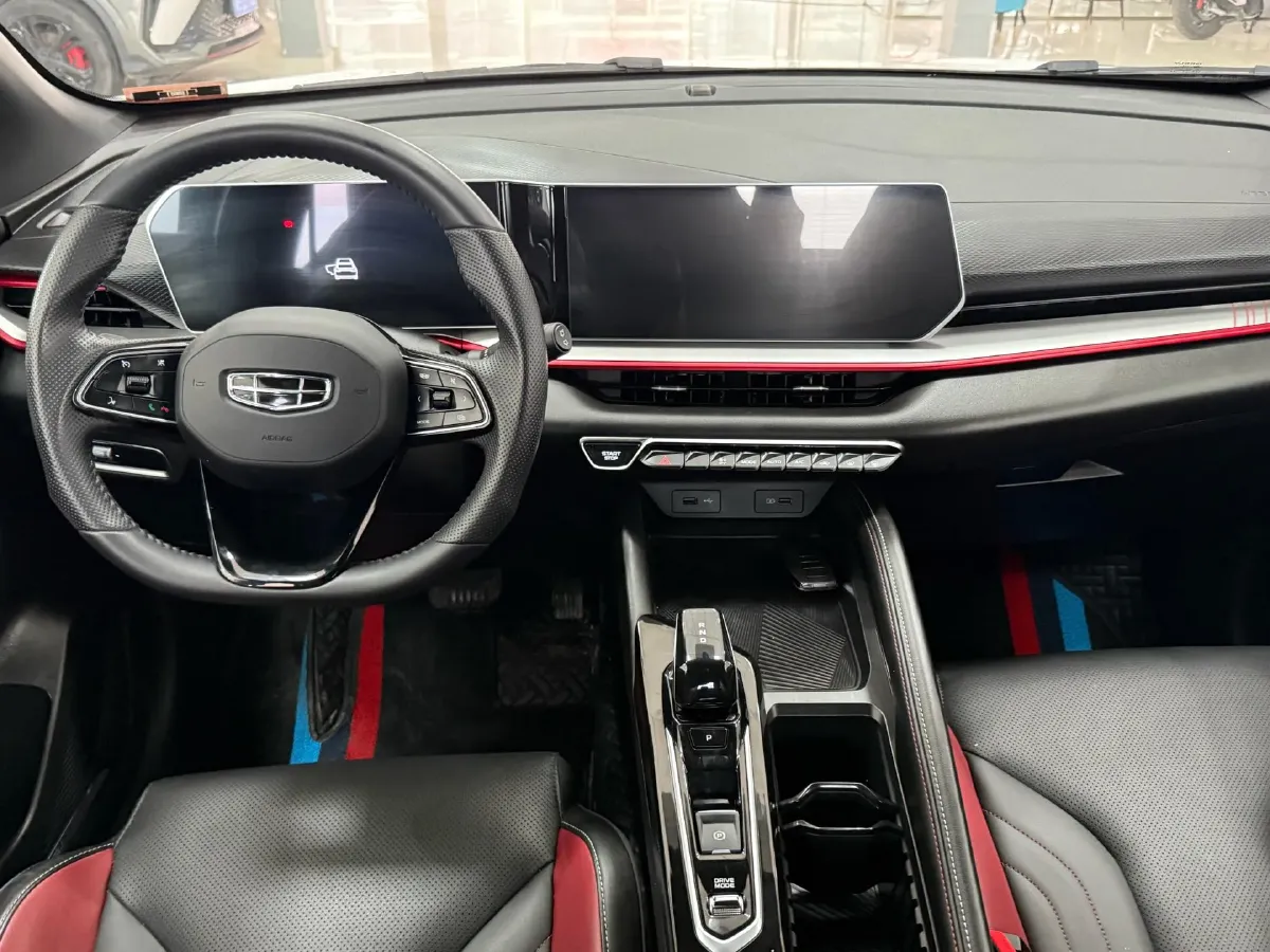 2023 Geely Coolray 1.5T 181HP L4 7DCT,autocango,china used car exporter,china ev exporter,chinese used car exporter,chinese used ev exporter