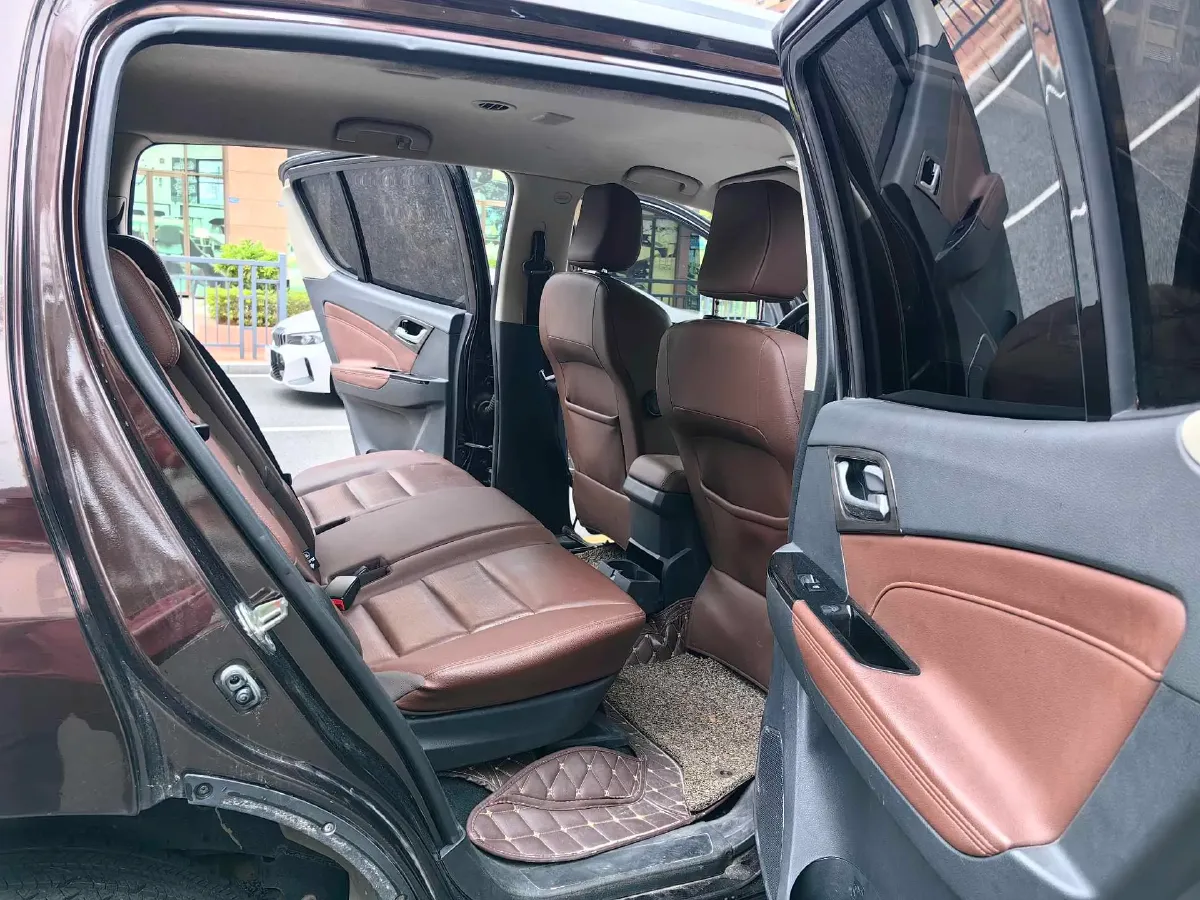 2018 Isuzu Mu-X 1.9T 163HP L4 6AT,autocango,china used car exporter,china ev exporter,chinese used car exporter,chinese used ev exporter